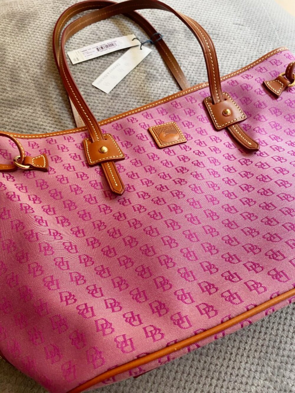 NWT Dooney & Bouke purple Davis tassel shopper - Picture 5 of 6